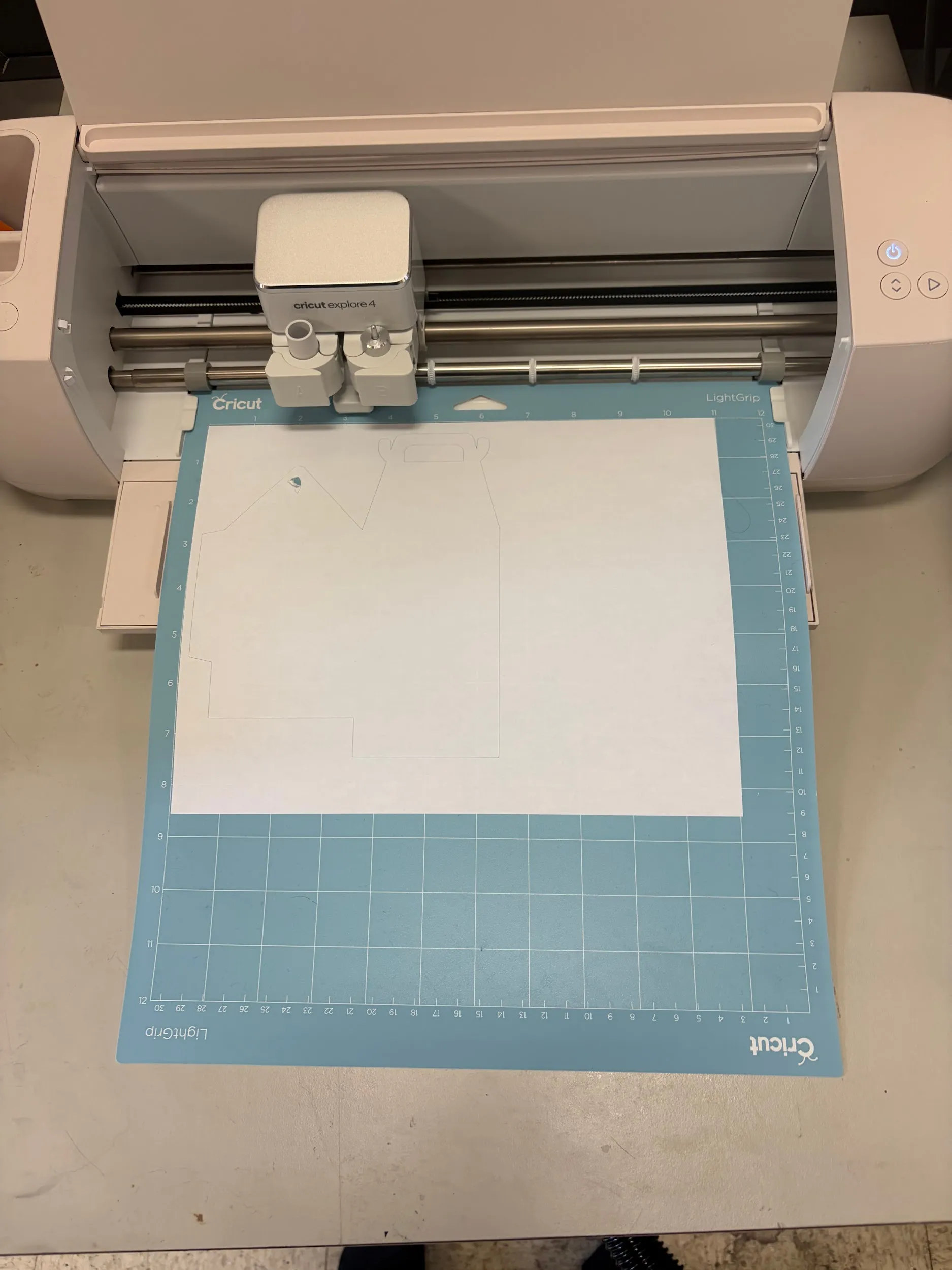The finished cut on the mat