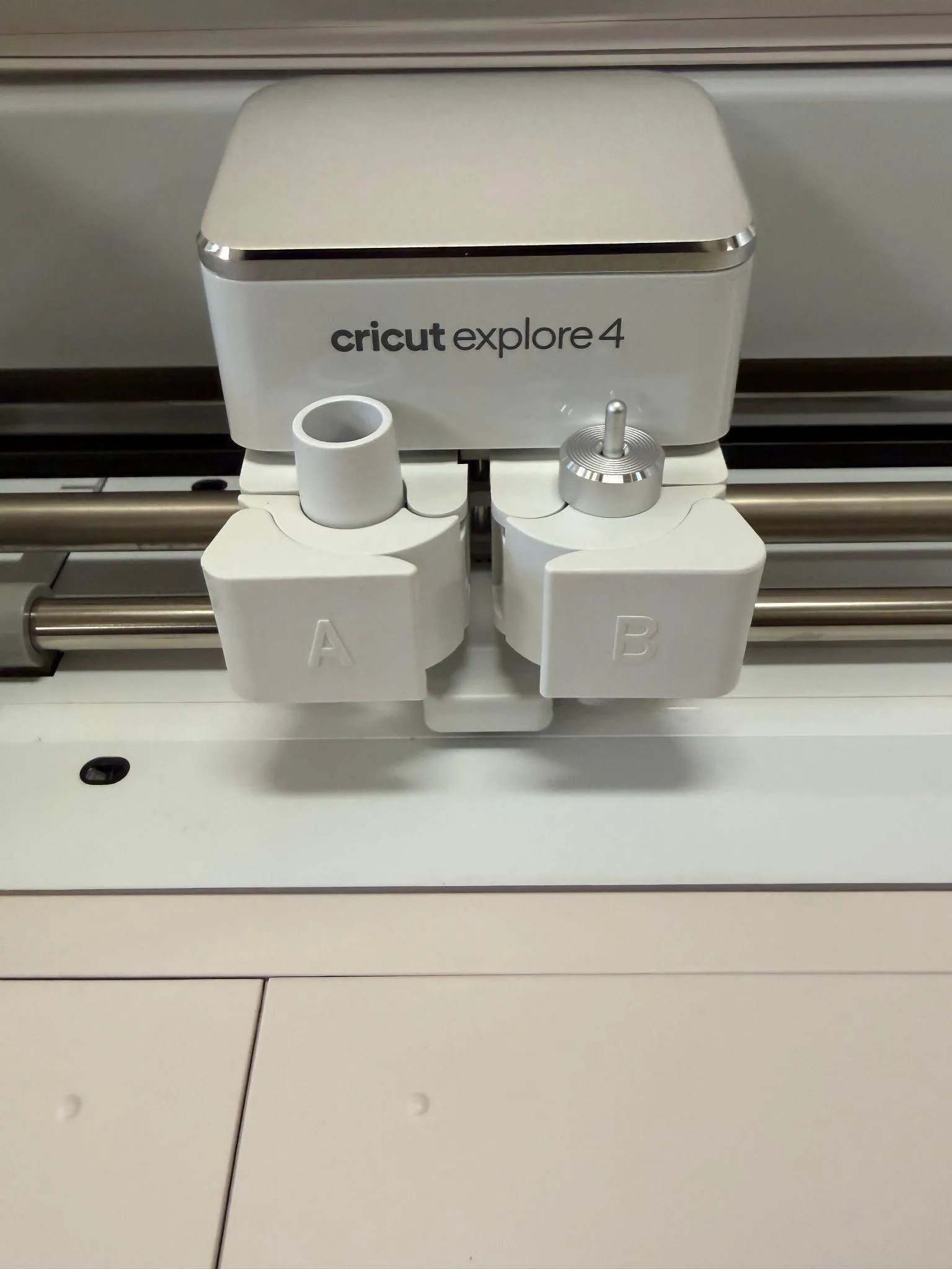 Clamp A and Clamp B closed, with the blade housing seated in Clamp B